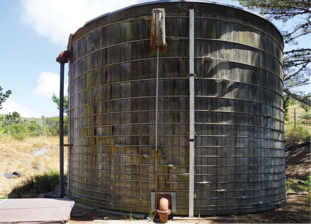 Original Hazens Tank made of redwood